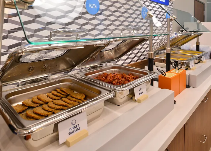 Holiday Inn Express & Suites - Brighton By Ihg
