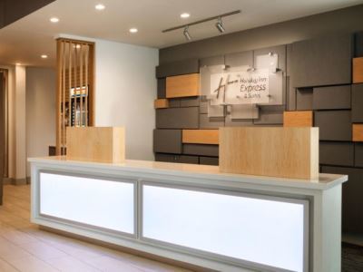 Express & - By Ihg 3*
