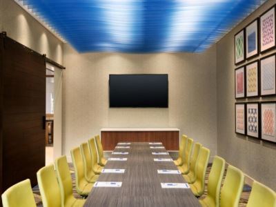 Express & - By Ihg 3*
